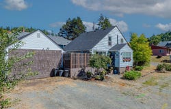 1753 20TH St, MyrtlePoint, OR 97458