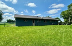 966 Pleasant Avenue, Worthington, MN 56187