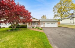 128 Windsor St, Fall River, MA 02723