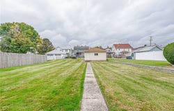 214 Loyalhanna Ave, Latrobe, PA 15650