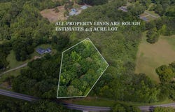 1304 Broadnax Mill, Loganville, GA 30052