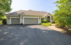 42 Cobble Creek Road, Victor, NY 14564