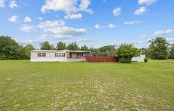 670 SW BETHLEHEM AVENUE, FORT WHITE, FL 32038
