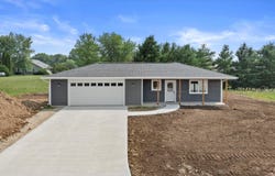 90 McDermott Ct, Random Lake, WI 53075
