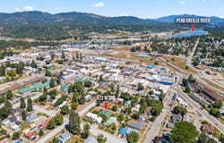 523 W 3rd St, Newport, WA 99156
