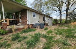 8080 Scale Road, Benton, KY 42025