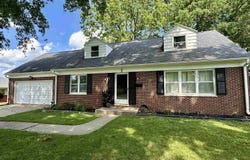 3 Ivywood Drive, Jacksonville, IL 62650