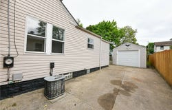 930 SAXON AVENUE, AKRON, OH 44314