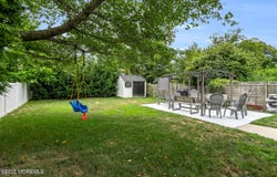 26 Willow Court, Oceanport, NJ 07757