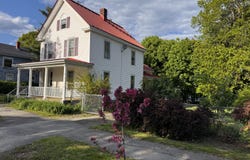 21 Fern Street, Bangor, ME 04401