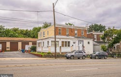 82 CHESTER PIKE, DARBY, PA 19023