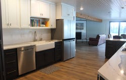 57311 892nd Rd, Wynot, NE 68792