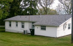 1816 Rombold Rd, Hermitage, PA 16148