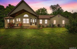 10629 Pheasant Farm Road, Irondale, MO 63648