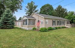 204 E Holcomb Street, Athens, MI 49011