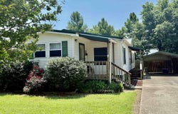 860 Lake, Hornbeak, TN 38232