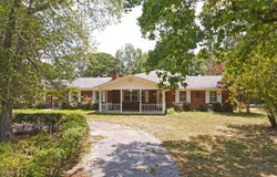 7160 County Rd 216, Oakland, MS 38948