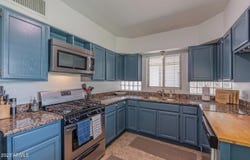 722 E STATE Avenue, Phoenix, AZ 85020