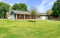 615 Lake Avenue E, Fulda, MN 56131