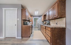 1129 Garden Dr, Longview, TX 75603