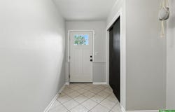 1705 Hillside Drive, Omaha, NE 68114