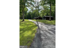 606 MARKWOOD ROAD, PURGITSVILLE, WV 26845