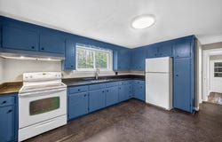 61 Jordan St, Chelmsford, MA 01863