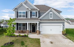 67 Thornberry Road, Hendersonville, NC 28792