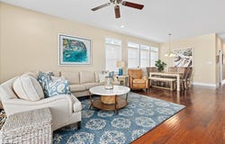 16 S Decatur Ave, Margate, NJ 08402