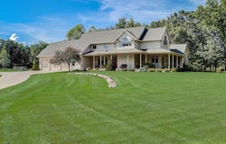 S7711 Freedom Road, North Freedom, WI 53951