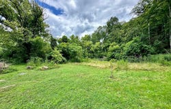 4308 8th Street Road, Huntington, WV 25701