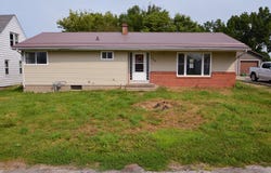 309 E Niagara Street, Garnavillo, IA 52049