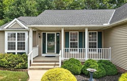 4128 Chapman Drive, Kent, OH 44240