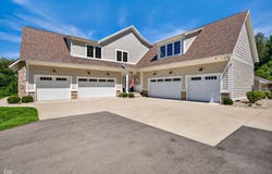 3823 Buckley Court, Columbus, IN 47203
