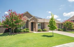3912 Heritage Park Drive, Sachse, TX 75048