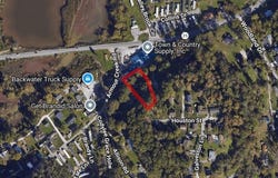41 Armour Rd, Nitro, WV 25143