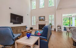 134 Grandview Circle, Farmingdale, NJ 07727