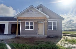 304 Bluegrass Way, Grayson, KY 41143