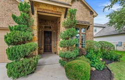 108 Redtail Ln, Leander, TX 78641
