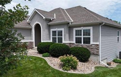 19367 Tomahawk Lane, St Joseph, MO 64505
