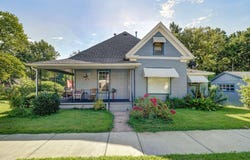 1462 E Mcdaniel Street, Springfield, MO 65802