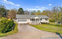 63 Debra Lane, Ringgold, GA 30736