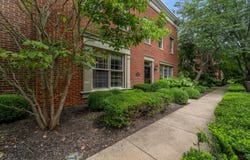 982 Village Green Avenue, Lexington, KY 40509