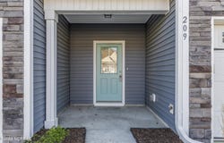209 N Stingray Lane, Sneads Ferry, NC 28460