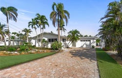 465 Donora Boulevard, Fort Myers Beach, FL 33931