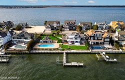 292 Dutchmans Point Road, Mantoloking, NJ 08738