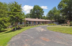 1624 Linstead Drive, Lexington, KY 40504