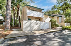19 Stoney Creek Road, Hilton Head Island, SC 29928