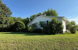 205 Reid Avenue, Lexington, TN 38351