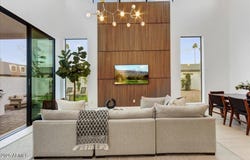 100 W NORTHERN Avenue, Phoenix, AZ 85021